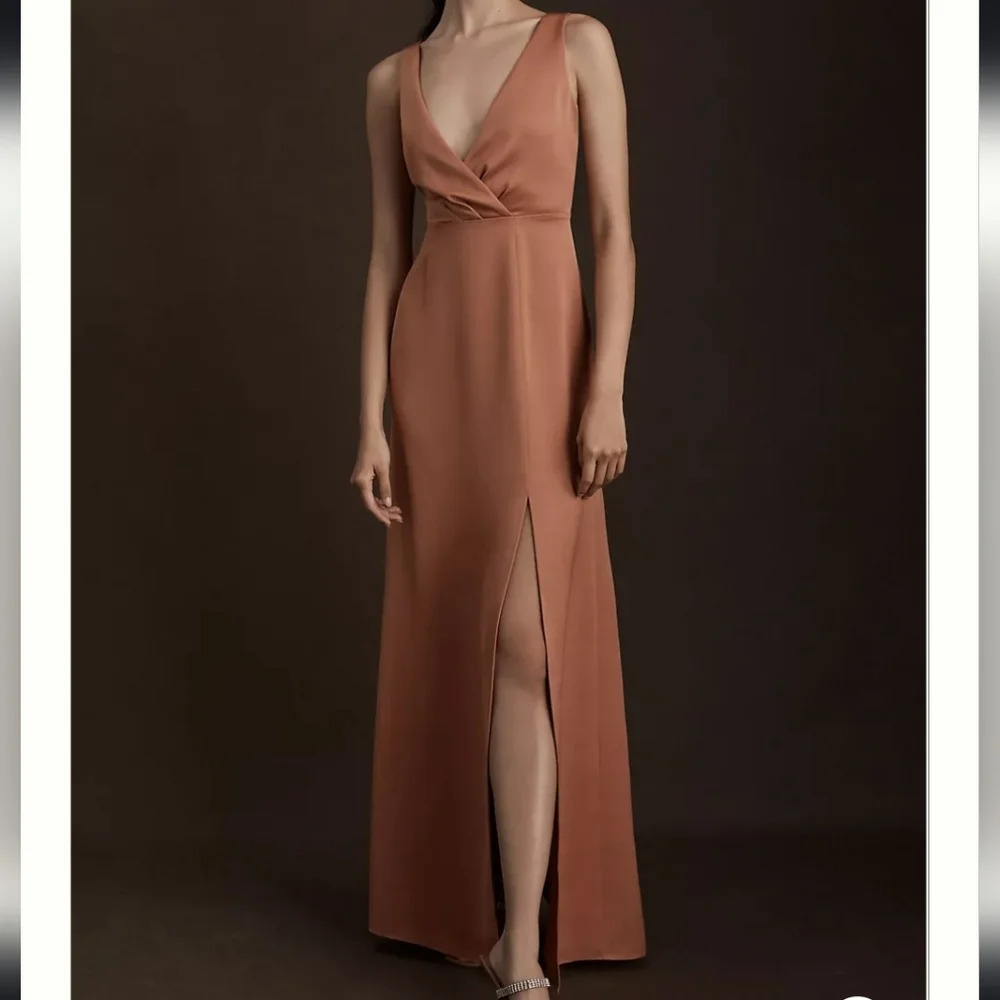 NWT BHLDN Piper V Neck Satin Gown Maxi Side Slit Sedona‎ Size 4